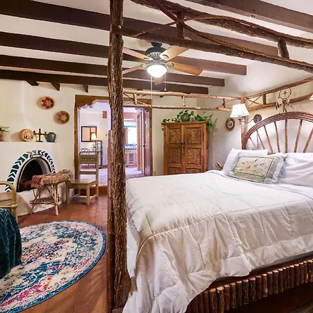 Loba Luna-Come Home To Enchantment Albuquerque Exterior photo