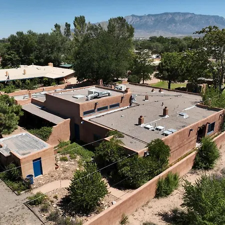 Loba Luna-Come Home To Enchantment Albuquerque Exterior photo
